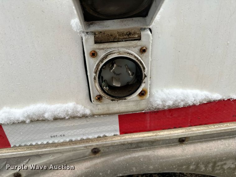 image for item MQ9527 2012 InTech  fiber optic trailer