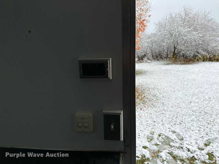 image for item MQ9527 2012 InTech  fiber optic trailer