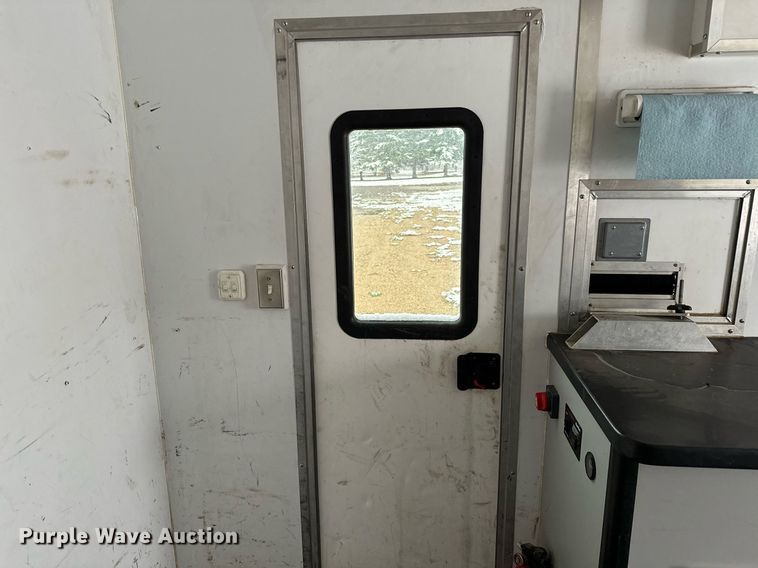 image for item MQ9527 2012 InTech  fiber optic trailer