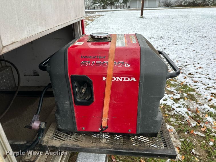 image for item MQ9527 2012 InTech  fiber optic trailer