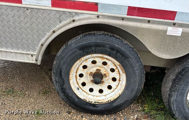 image for item MQ9527 2012 InTech  fiber optic trailer