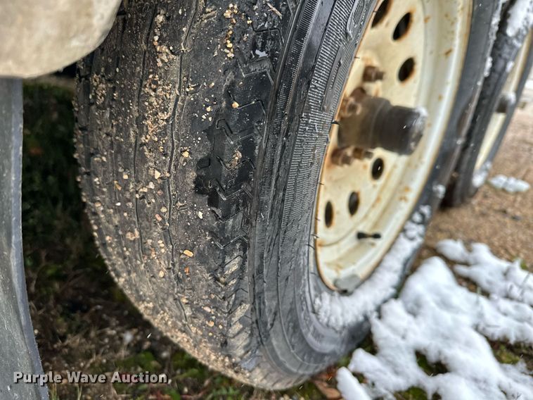 image for item MQ9527 2012 InTech  fiber optic trailer