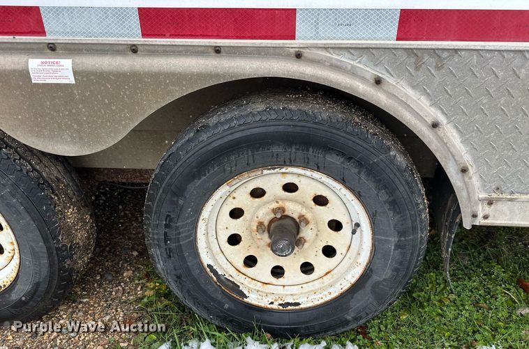 image for item MQ9527 2012 InTech  fiber optic trailer