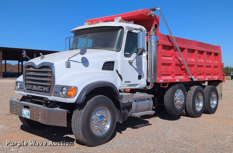 image for item MX9460 2005 Mack CV Granite  dump truck