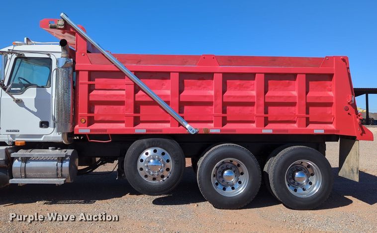 image for item MX9460 2005 Mack CV Granite  dump truck