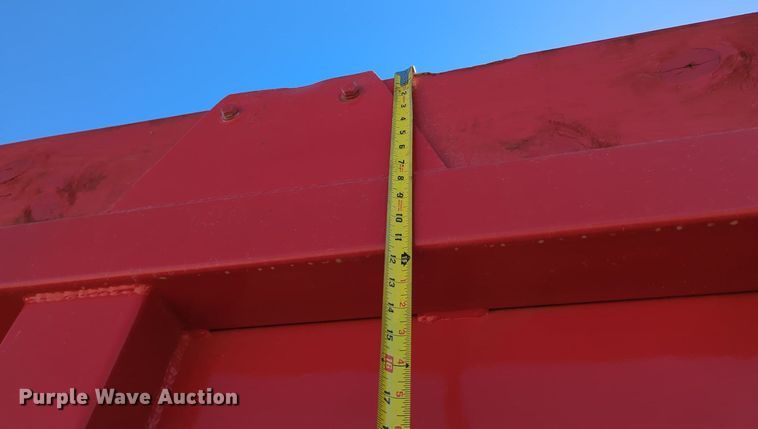 image for item MX9460 2005 Mack CV Granite  dump truck