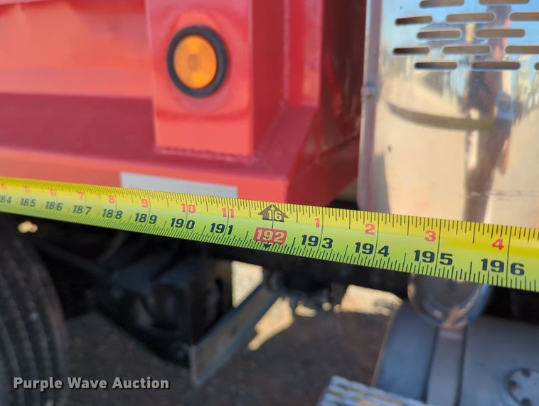 image for item MX9460 2005 Mack CV Granite  dump truck