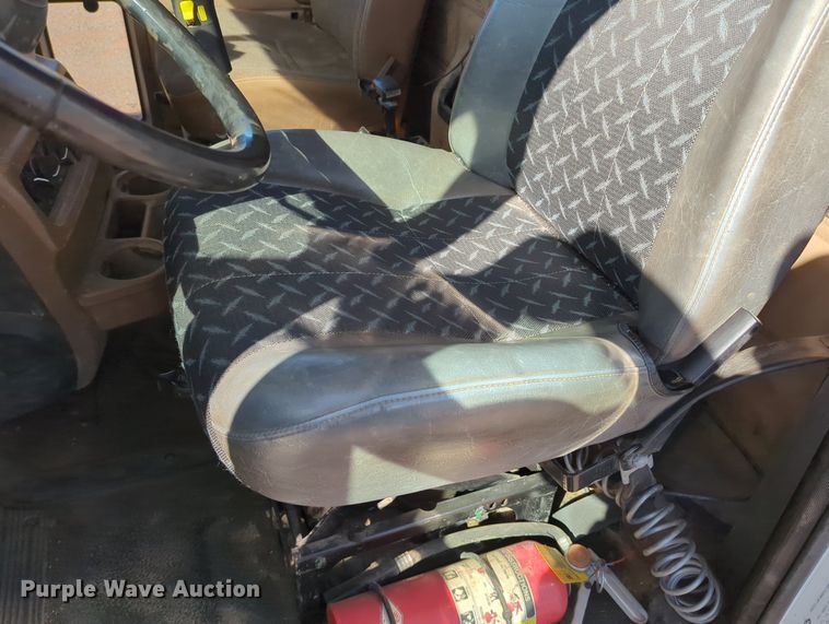 image for item MX9460 2005 Mack CV Granite  dump truck