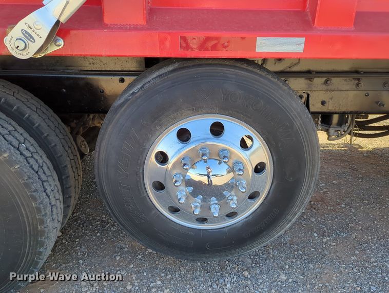 image for item MX9460 2005 Mack CV Granite  dump truck