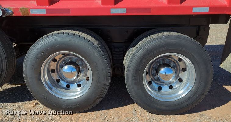 image for item MX9460 2005 Mack CV Granite  dump truck