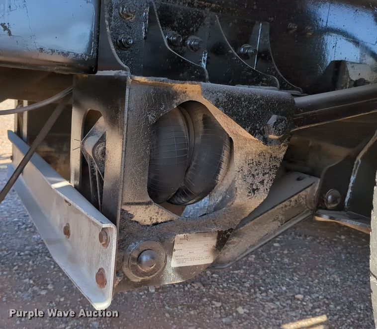 image for item MX9460 2005 Mack CV Granite  dump truck