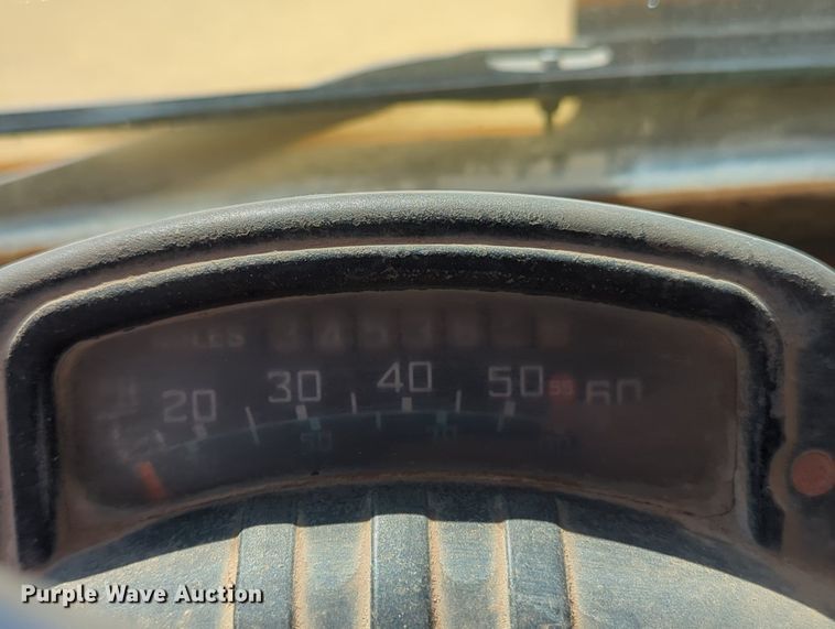 image for item MX9467 1989 Mack R690S  semi truck