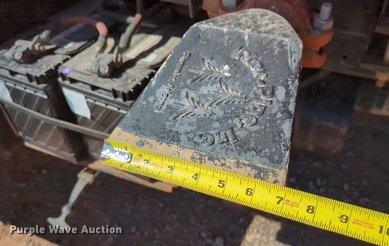 image for item MX9469 1990 Ford F700  water truck