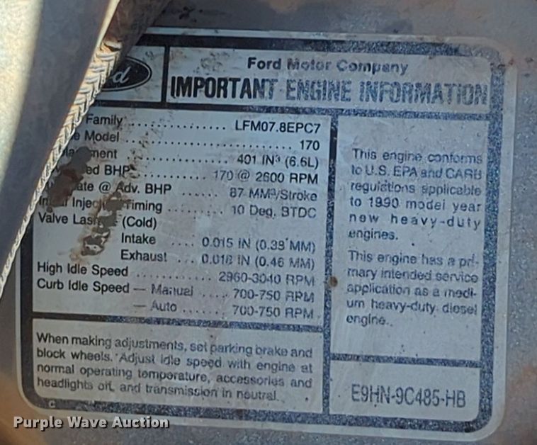 image for item MX9469 1990 Ford F700  water truck