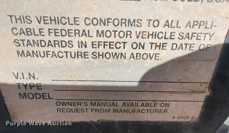 image for item MX9470 1999 Smithco  side dump trailer