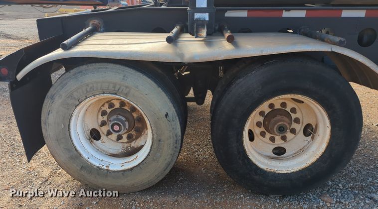 image for item MX9471 1999 Smithco  side dump trailer