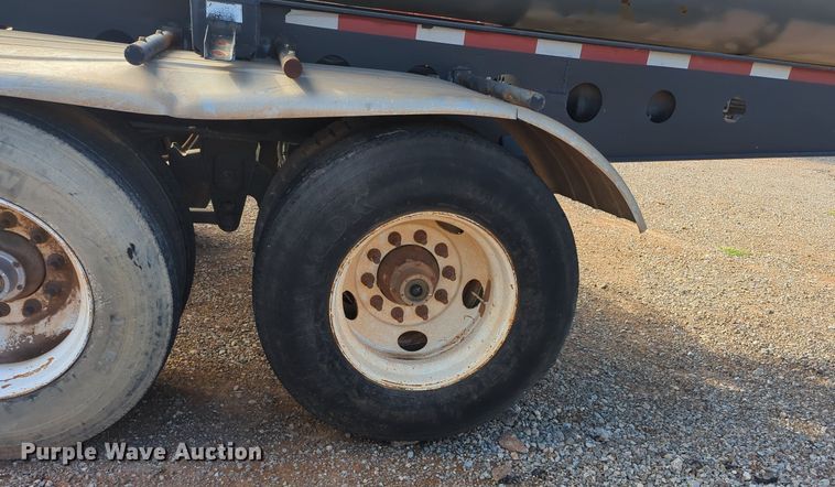 image for item MX9471 1999 Smithco  side dump trailer