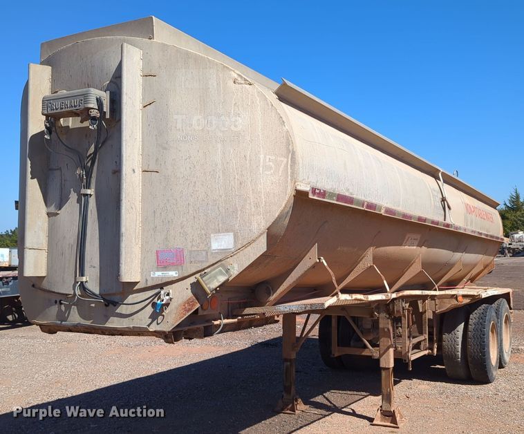 image for item MX9472 Fruehauf TAG-F2-ET  tank trailer