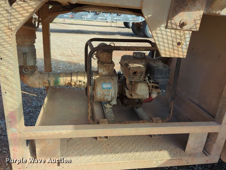 image for item MX9472 Fruehauf TAG-F2-ET  tank trailer