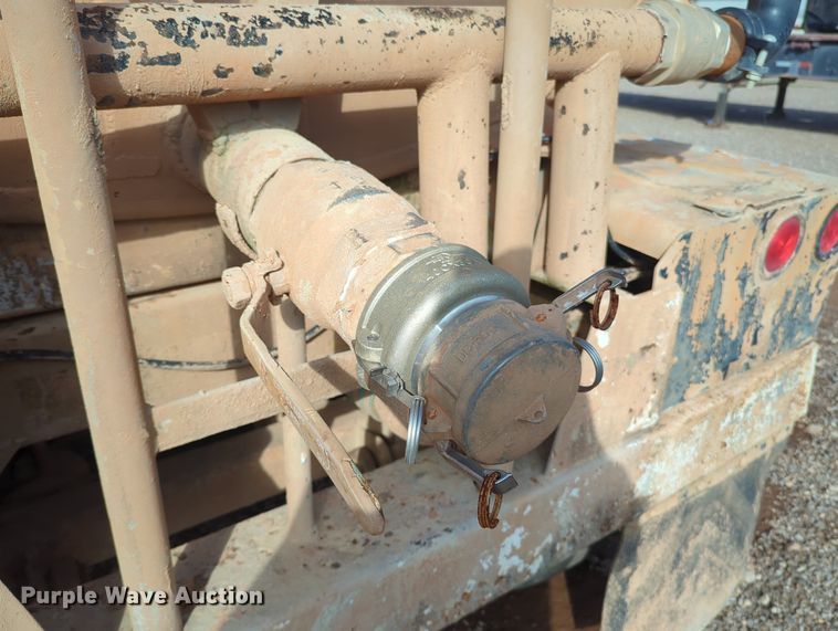 image for item MX9472 Fruehauf TAG-F2-ET  tank trailer