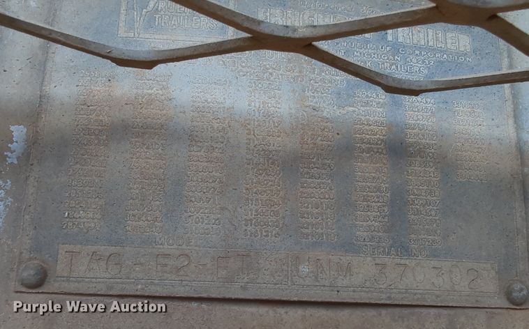 image for item MX9472 Fruehauf TAG-F2-ET  tank trailer