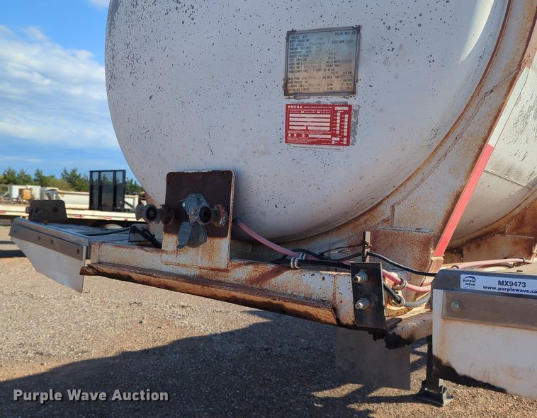 image for item MX9473 1978 Polar Mfg Co.  tank trailer