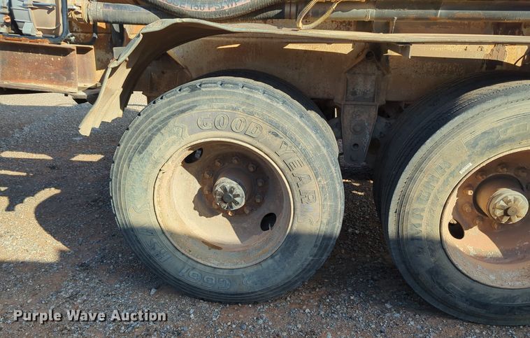 image for item MX9473 1978 Polar Mfg Co.  tank trailer