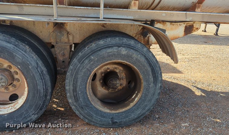 image for item MX9473 1978 Polar Mfg Co.  tank trailer