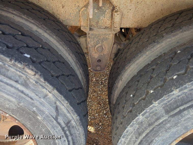 image for item MX9473 1978 Polar Mfg Co.  tank trailer