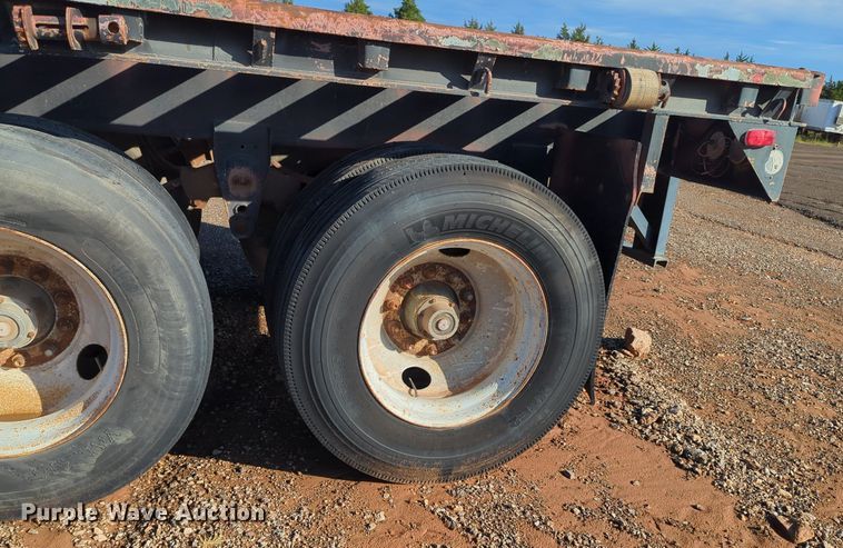 image for item MX9474 1974 Brown  flatbed trailer