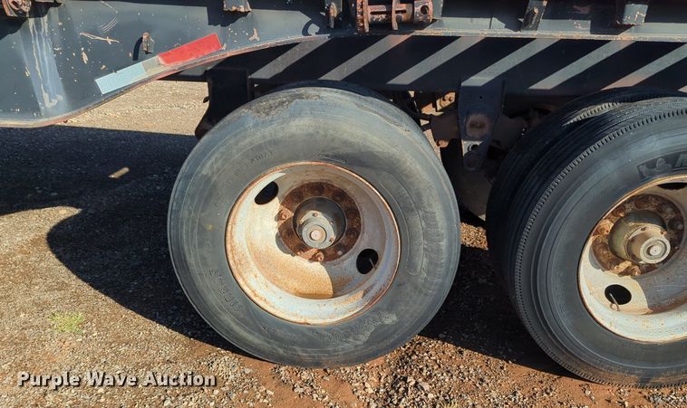 image for item MX9474 1974 Brown  flatbed trailer