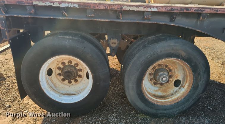 image for item MX9474 1974 Brown  flatbed trailer