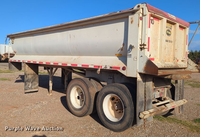image for item MX9477 2011 Hilbilt  end dump trailer