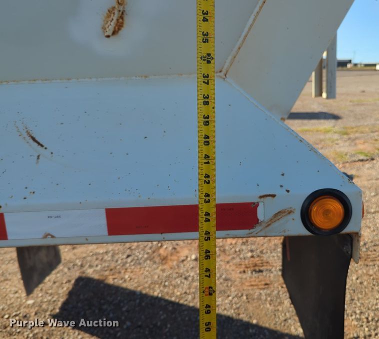 image for item MX9477 2011 Hilbilt  end dump trailer