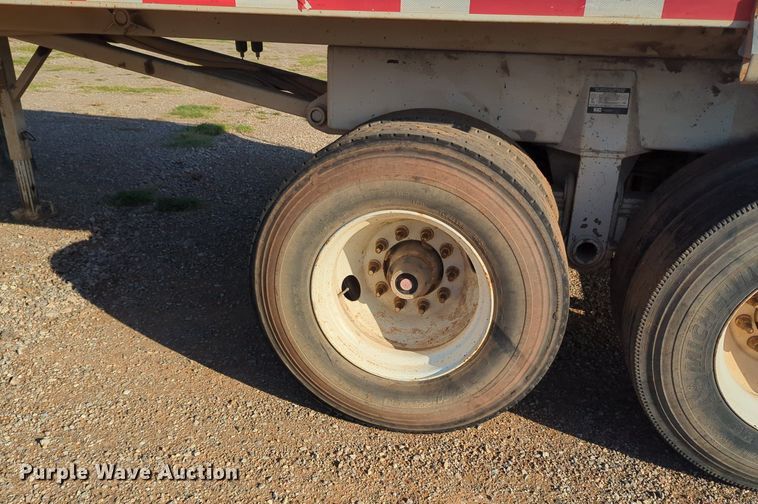 image for item MX9477 2011 Hilbilt  end dump trailer