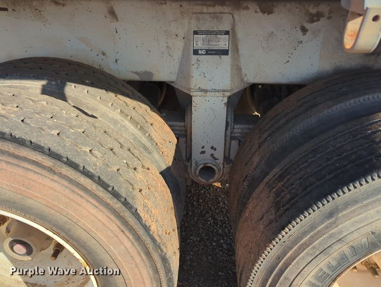 image for item MX9477 2011 Hilbilt  end dump trailer