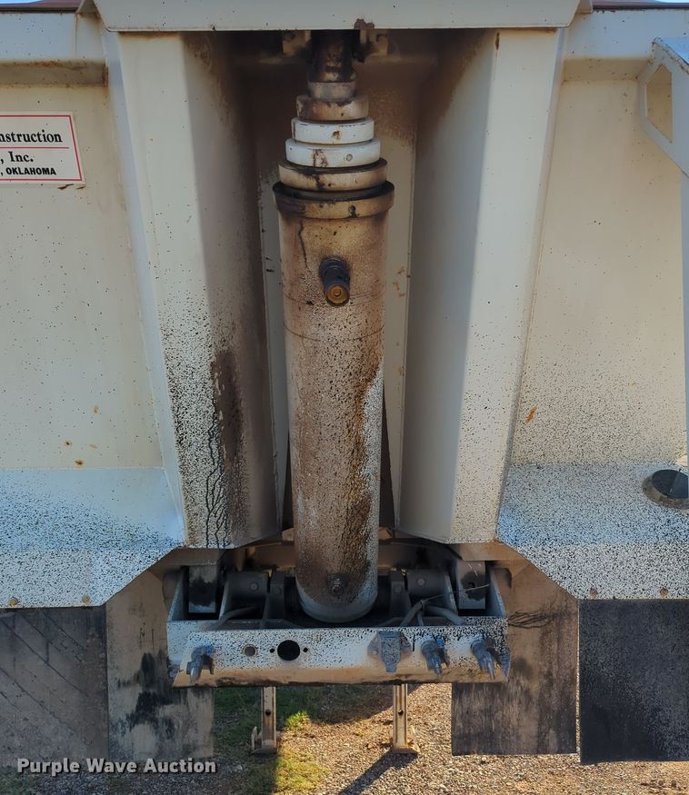 image for item MX9478 2011 Hilbilt  end dump trailer