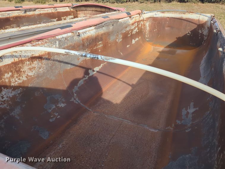 image for item MX9478 2011 Hilbilt  end dump trailer