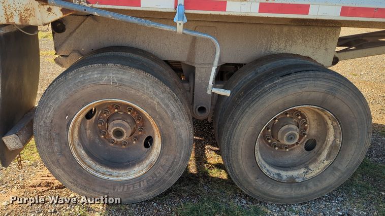 image for item MX9478 2011 Hilbilt  end dump trailer