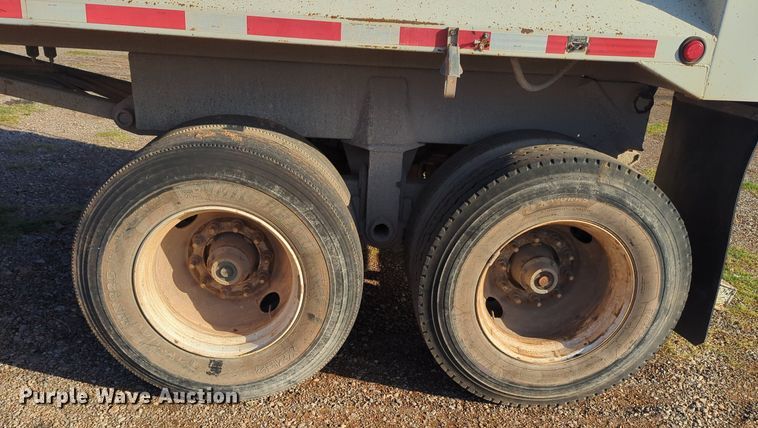 image for item MX9478 2011 Hilbilt  end dump trailer