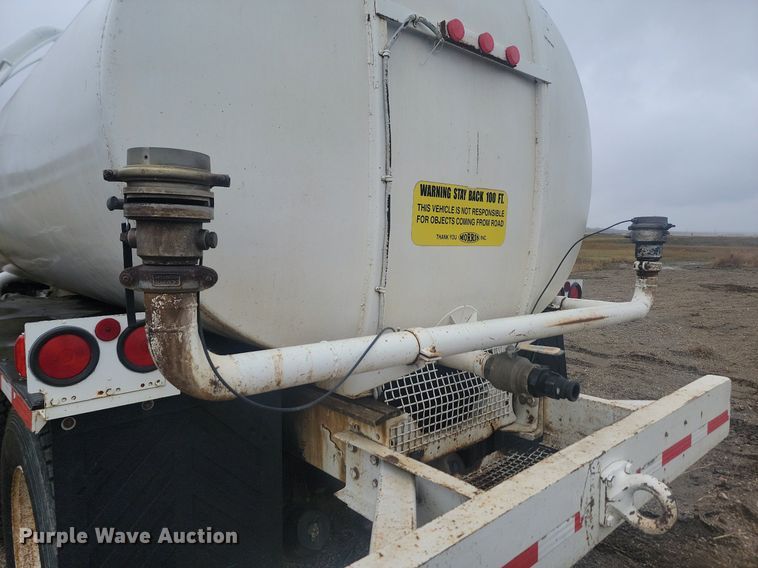 image for item MX9966 1979 Mack RL600L  water truck