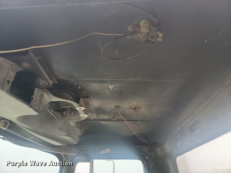 image for item MX9966 1979 Mack RL600L  water truck