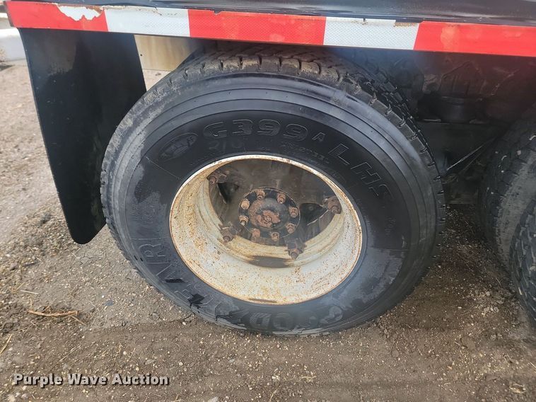 image for item MX9966 1979 Mack RL600L  water truck