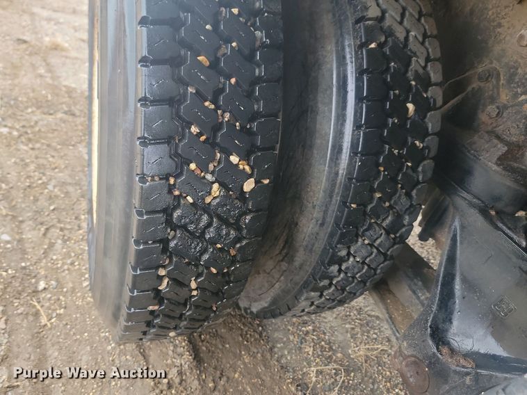 image for item MX9966 1979 Mack RL600L  water truck