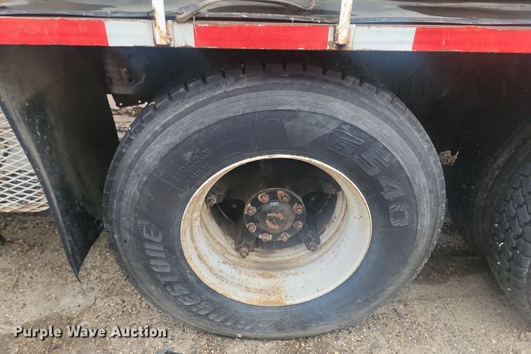 image for item MX9966 1979 Mack RL600L  water truck