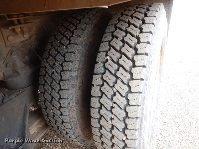 image for item MX9966 1979 Mack RL600L  water truck