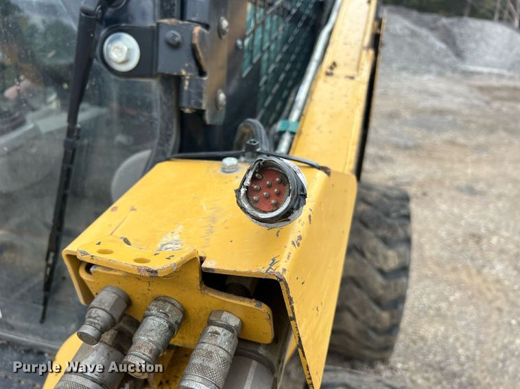 image for item NA9294 2011 Caterpillar 262C  skid steer loader