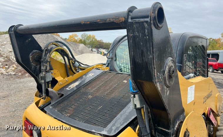 image for item NA9294 2011 Caterpillar 262C  skid steer loader