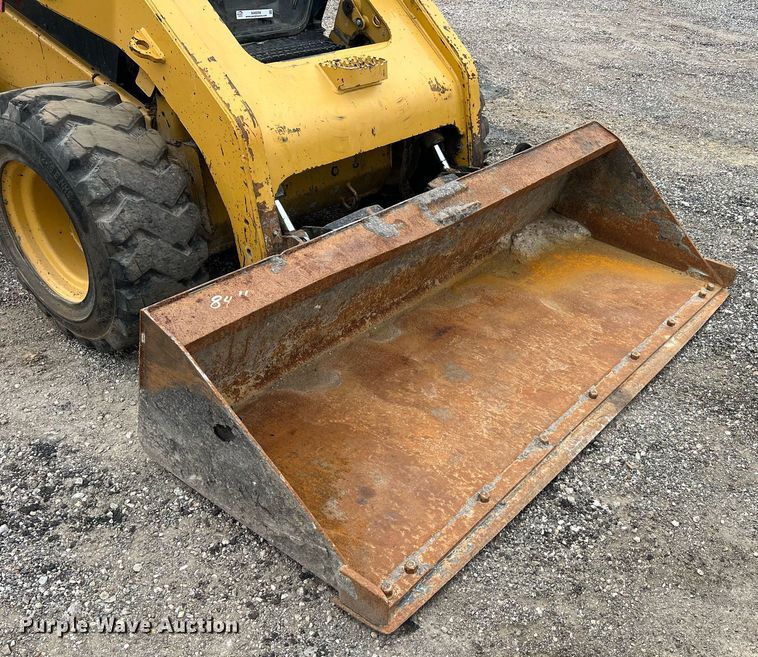 image for item NA9294 2011 Caterpillar 262C  skid steer loader