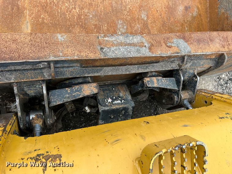image for item NA9294 2011 Caterpillar 262C  skid steer loader